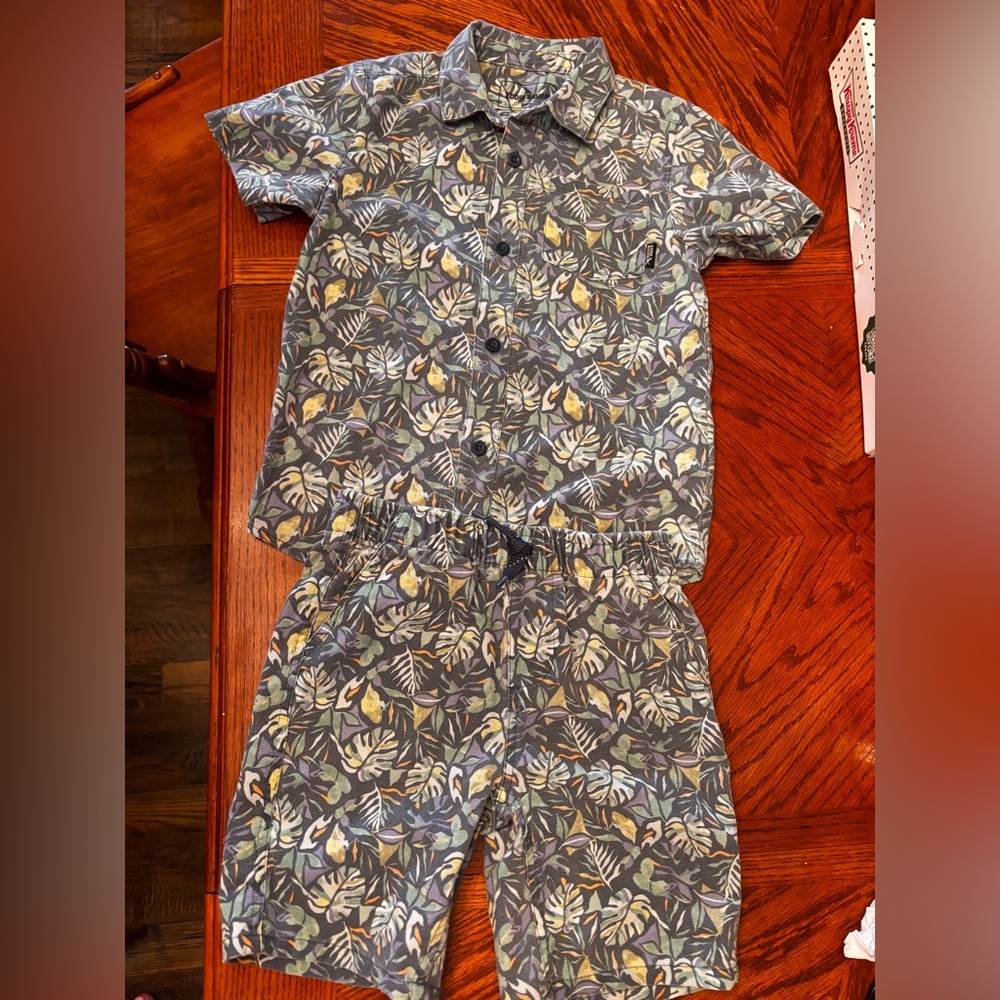 Kids Tropical Leaf Short Sleeve Pajama Set - Green/Gray. Eddie Bauer